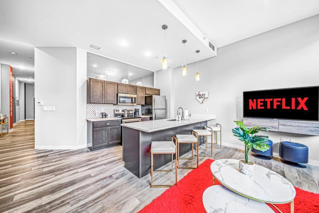 클리블랜드 2Br Unit In The Heart Of Dt With View Of Playhouse Square, Pool & Gym Access- 305 아파트 외부 사진
