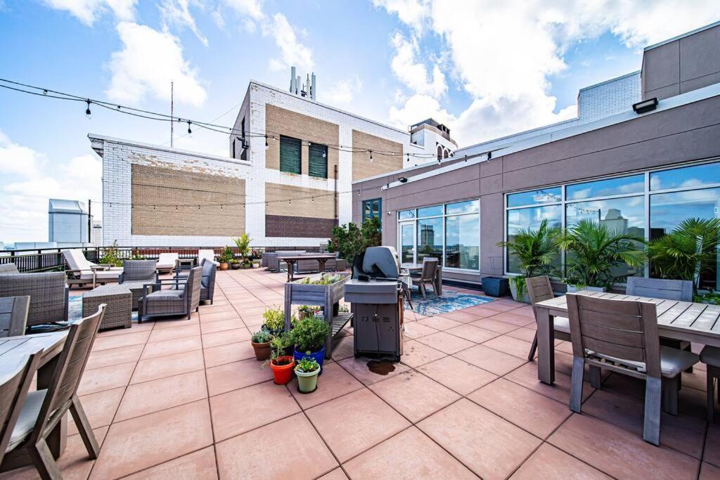 클리블랜드 2Br Unit In The Heart Of Dt With View Of Playhouse Square, Pool & Gym Access- 305 아파트 외부 사진